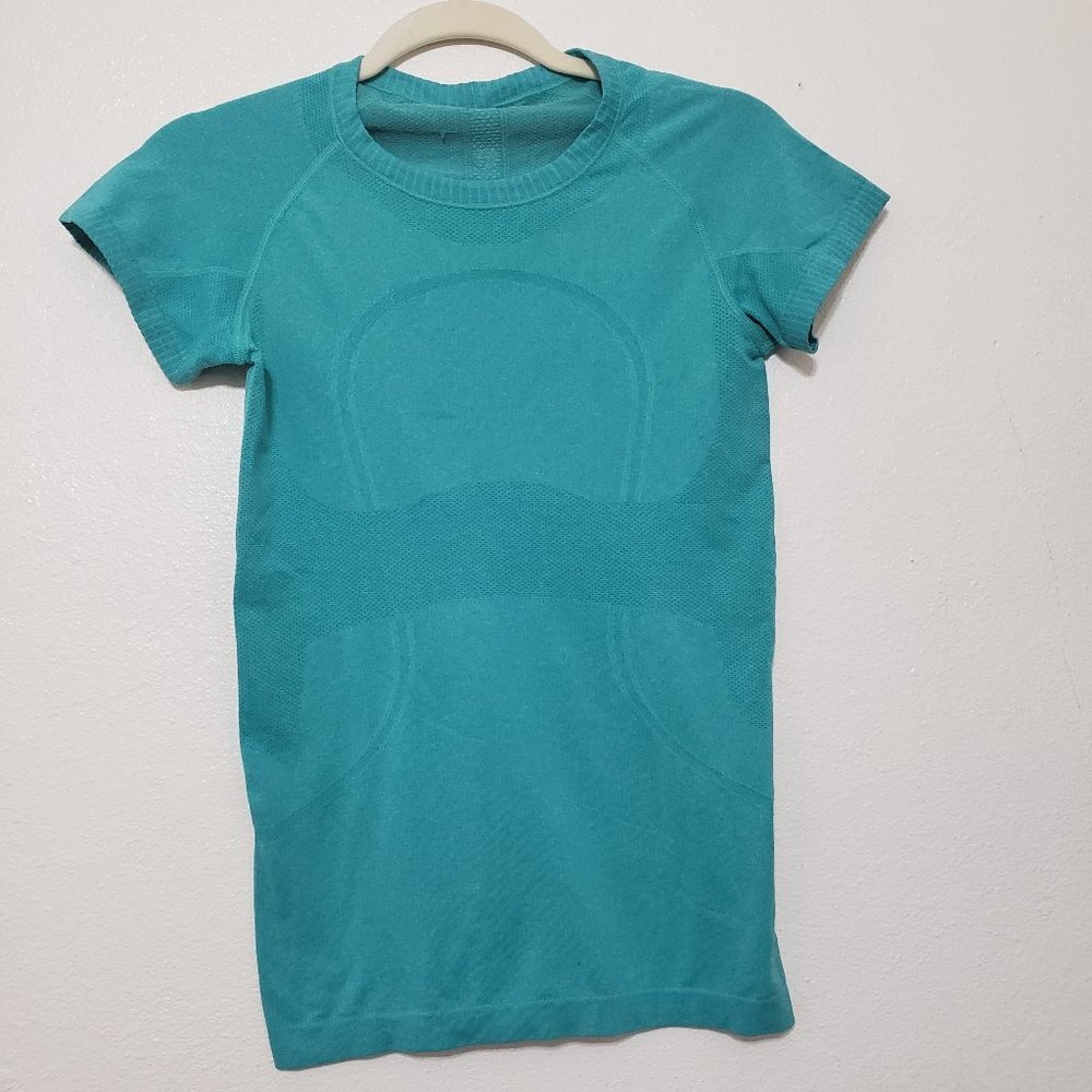 Lululemon Swiftly Tech Short Sleeve